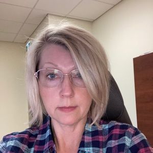 Meet your Posher, Carol